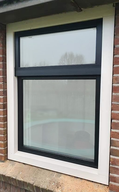 Tweekleurige kunststof kozijn